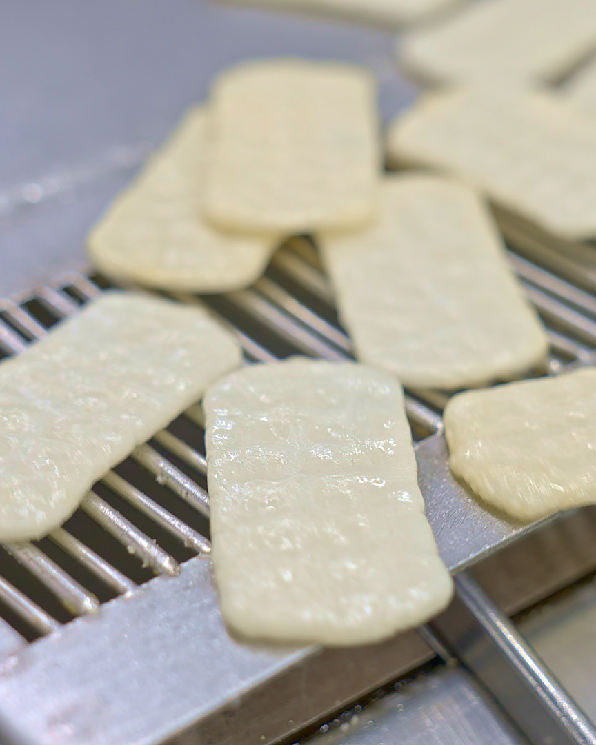 ふわっと 雪どけ煎餅
